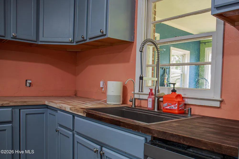 1107 Oak Avenue Hamlet, NC 28345