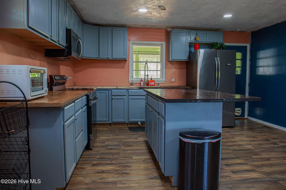 1107 Oak Avenue Hamlet, NC 28345