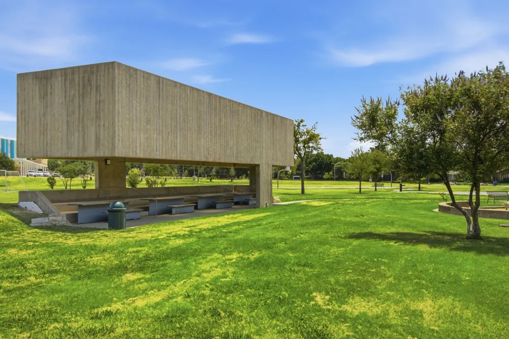 3145 Longbow Court Dallas, TX 75229