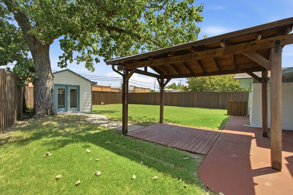 3145 Longbow Court Dallas, TX 75229