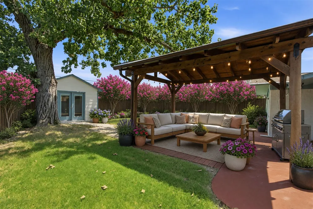 3145 Longbow Court Dallas, TX 75229