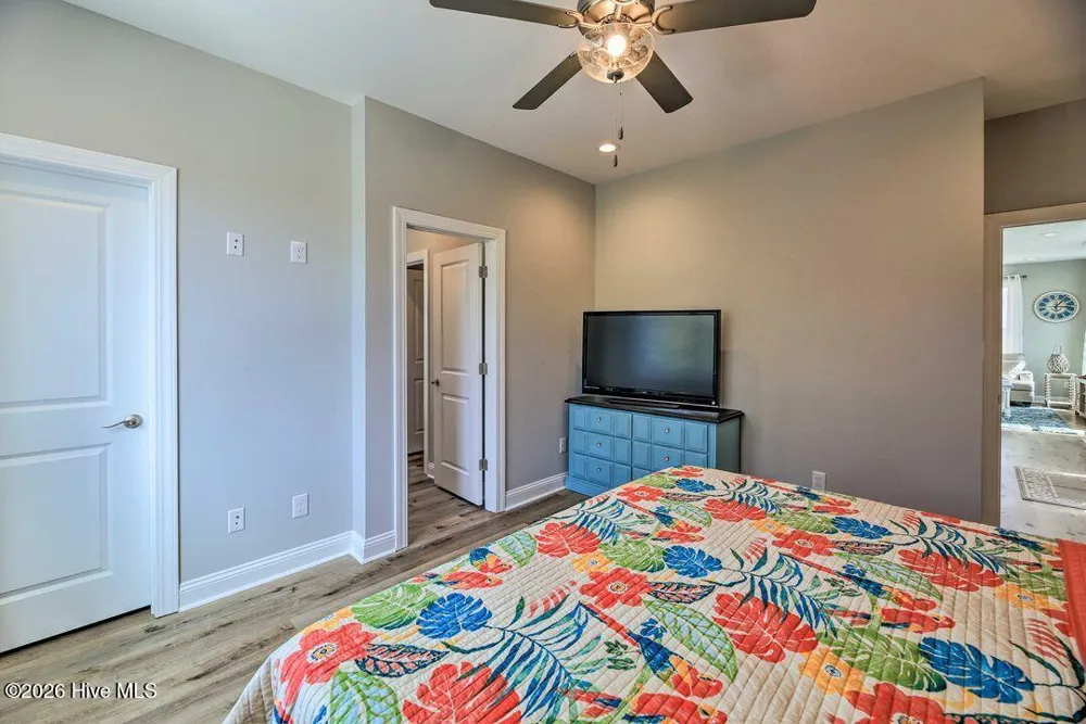 124 Salt Marsh Way Atlantic Beach, NC 28512