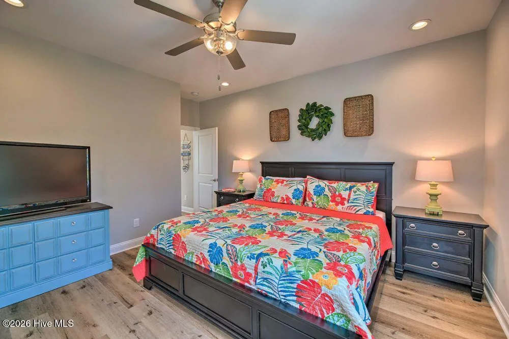 124 Salt Marsh Way Atlantic Beach, NC 28512