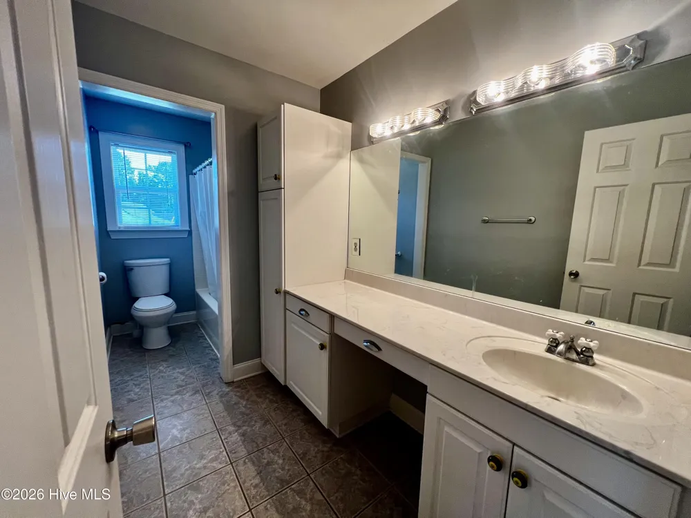 191 Lakes Drive Whiteville, NC 28472