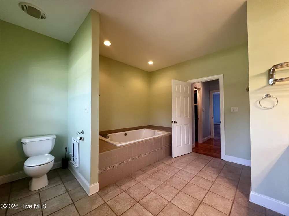 191 Lakes Drive Whiteville, NC 28472