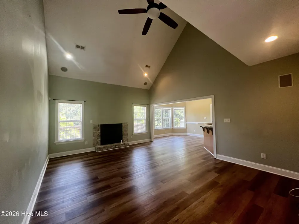 191 Lakes Drive Whiteville, NC 28472