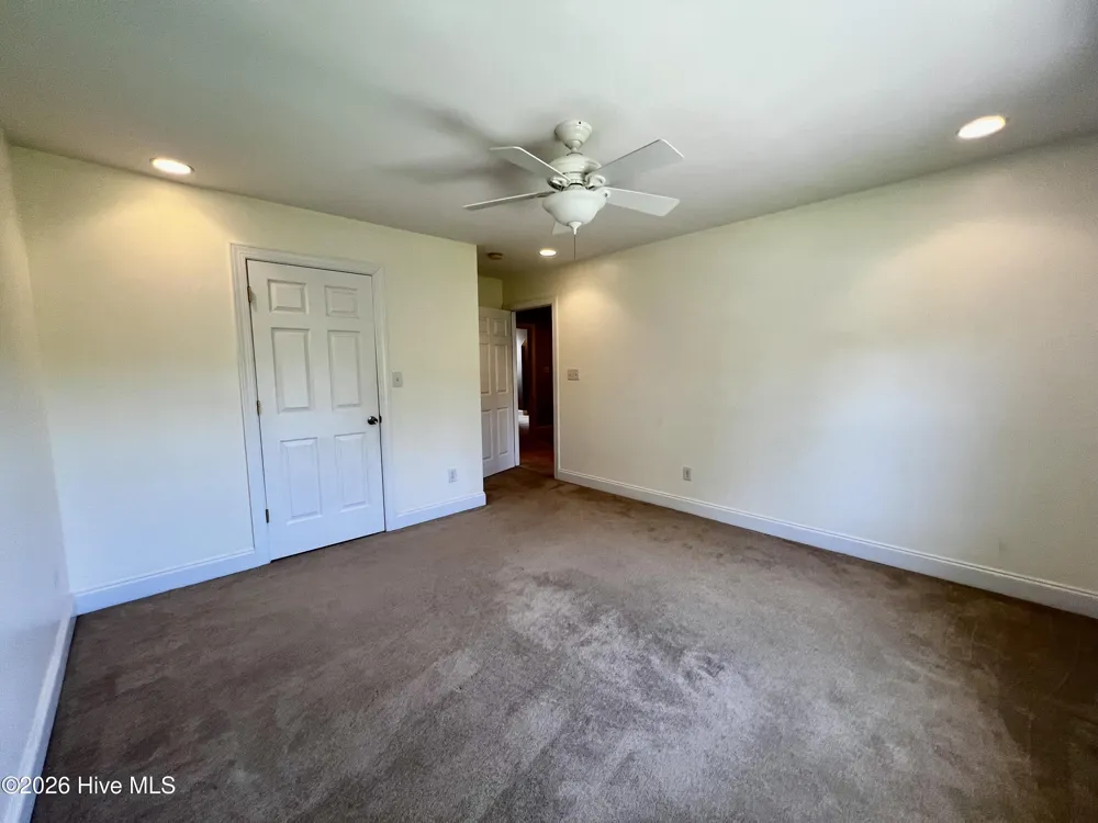 191 Lakes Drive Whiteville, NC 28472