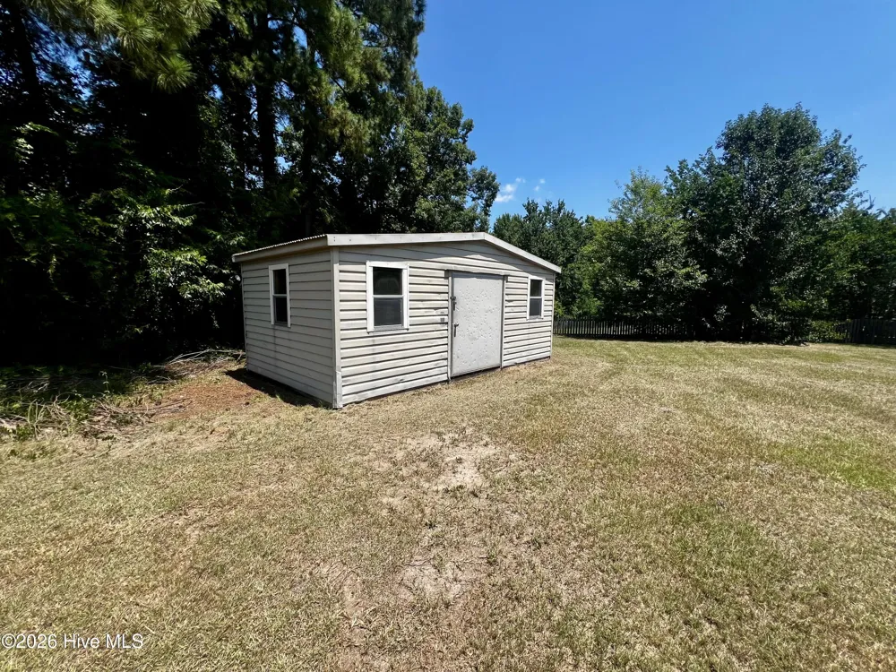 191 Lakes Drive Whiteville, NC 28472