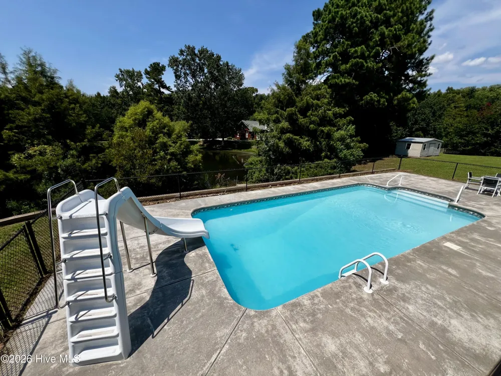 191 Lakes Drive Whiteville, NC 28472