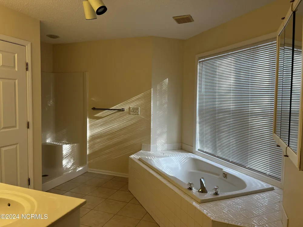 1141 Turtle Creek Road #C Greenville, NC 27858