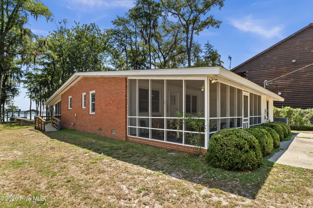 123 Clinton Road White Lake, NC 28337