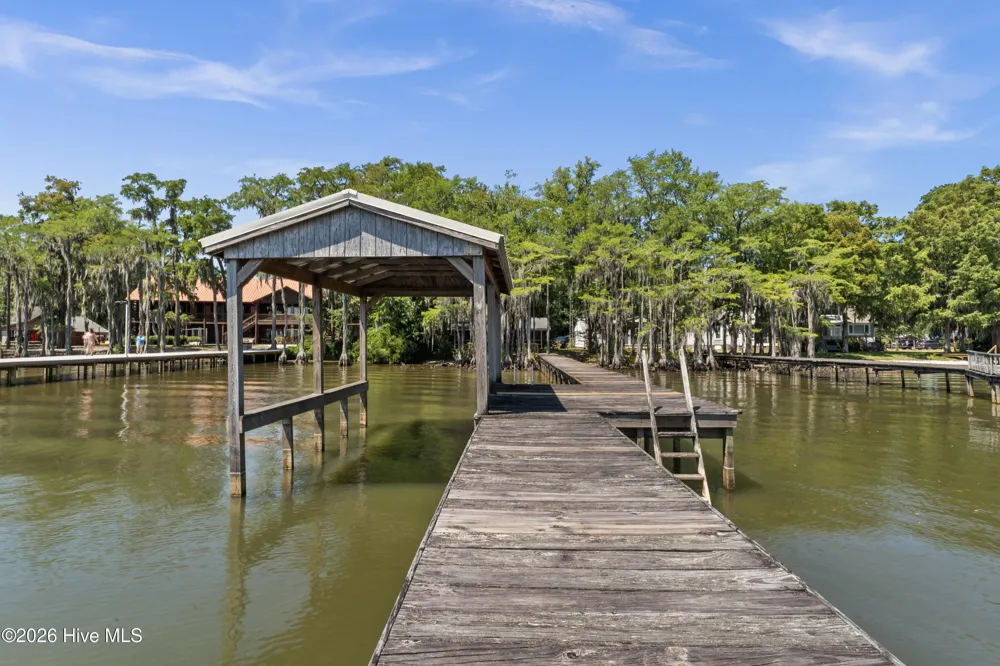 123 Clinton Road White Lake, NC 28337