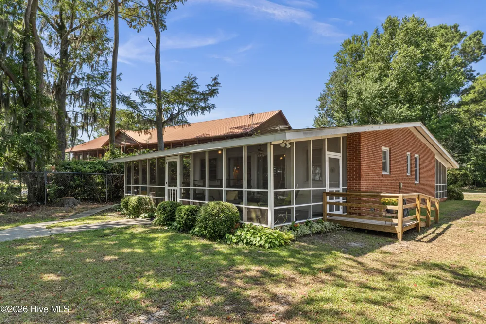 123 Clinton Road White Lake, NC 28337