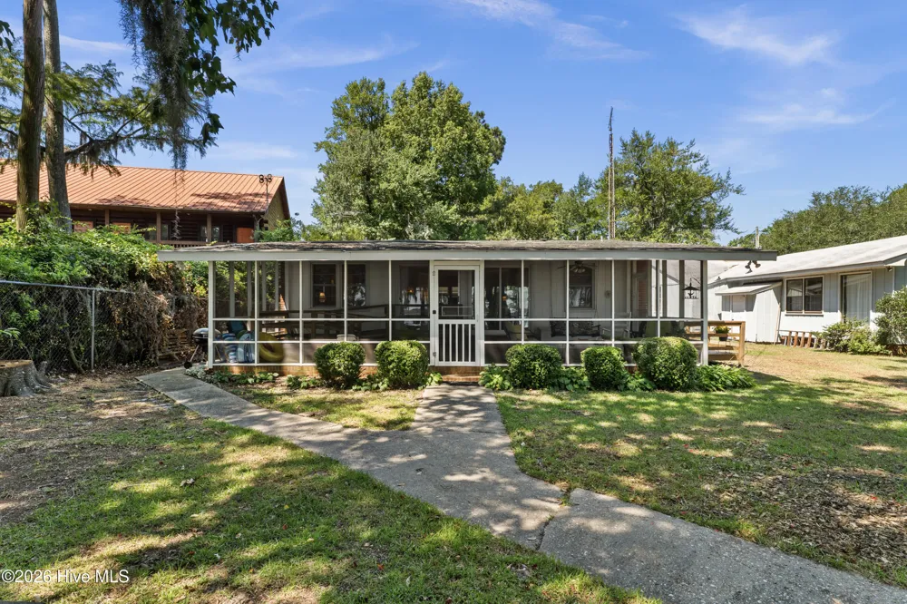 123 Clinton Road White Lake, NC 28337