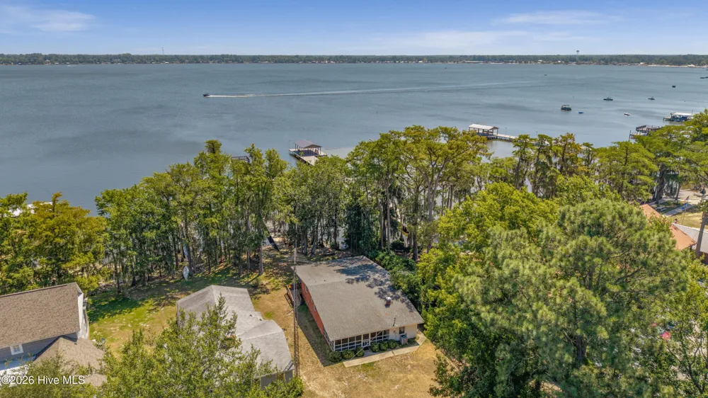 123 Clinton Road White Lake, NC 28337