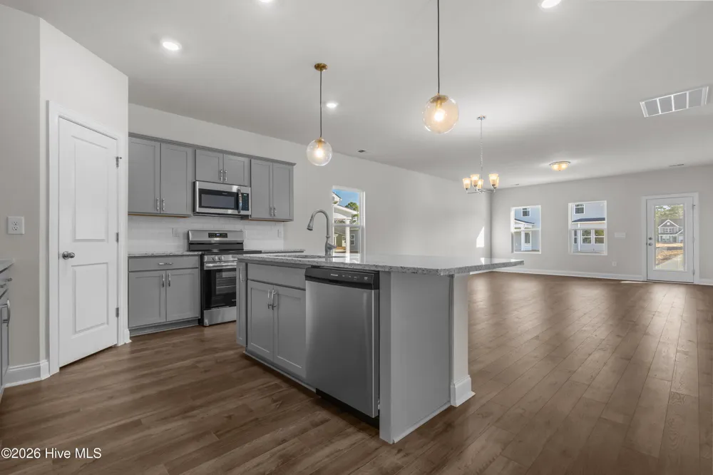 1099 Rosefield Way Calabash, NC 28467