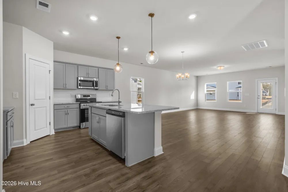 1099 Rosefield Way Calabash, NC 28467