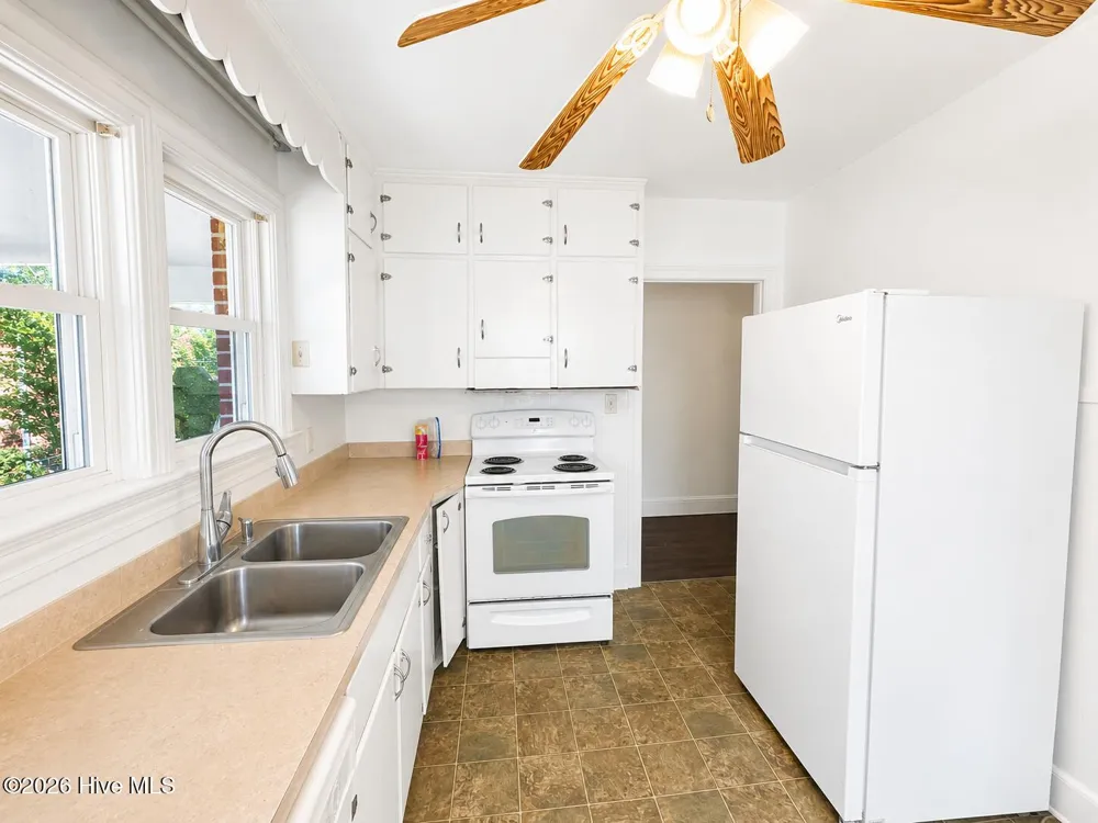 415 Academy Street Ahoskie, NC 27910