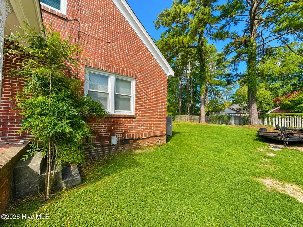 415 Academy Street Ahoskie, NC 27910