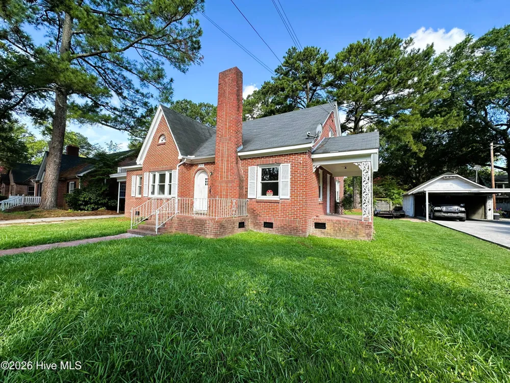 415 Academy Street Ahoskie, NC 27910