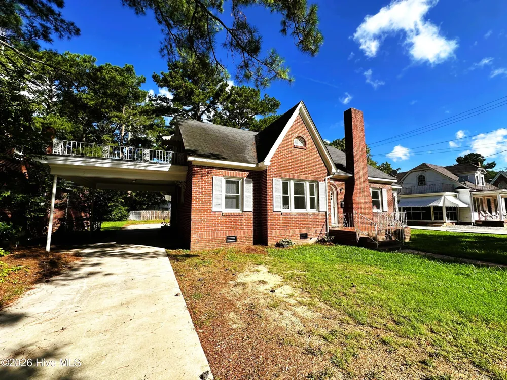 415 Academy Street Ahoskie, NC 27910
