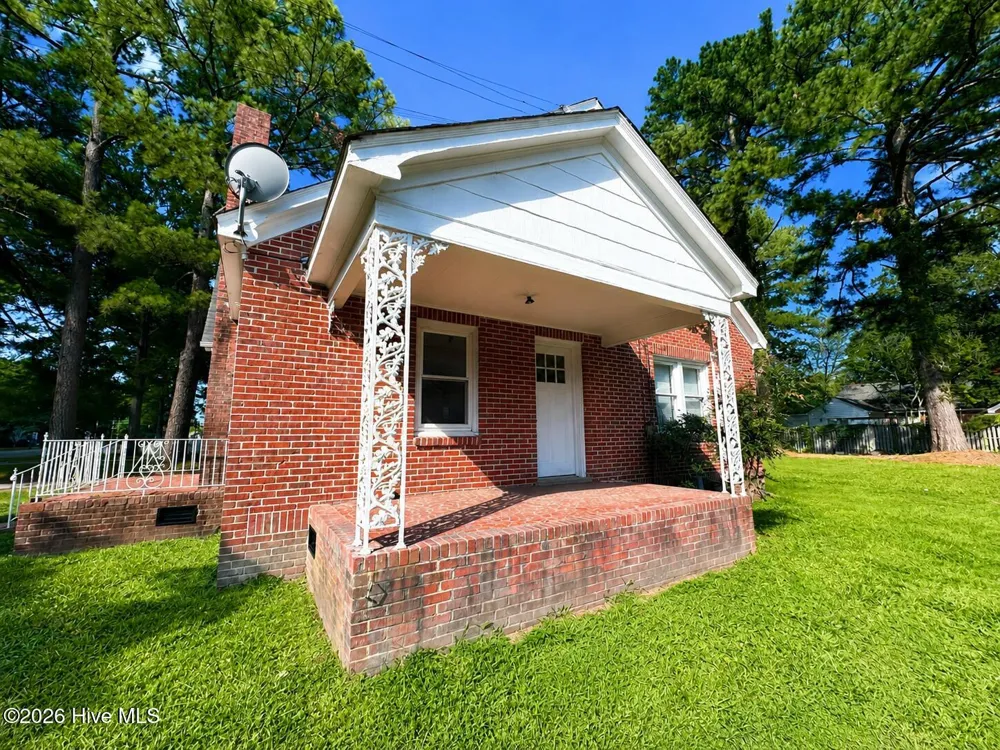 415 Academy Street Ahoskie, NC 27910