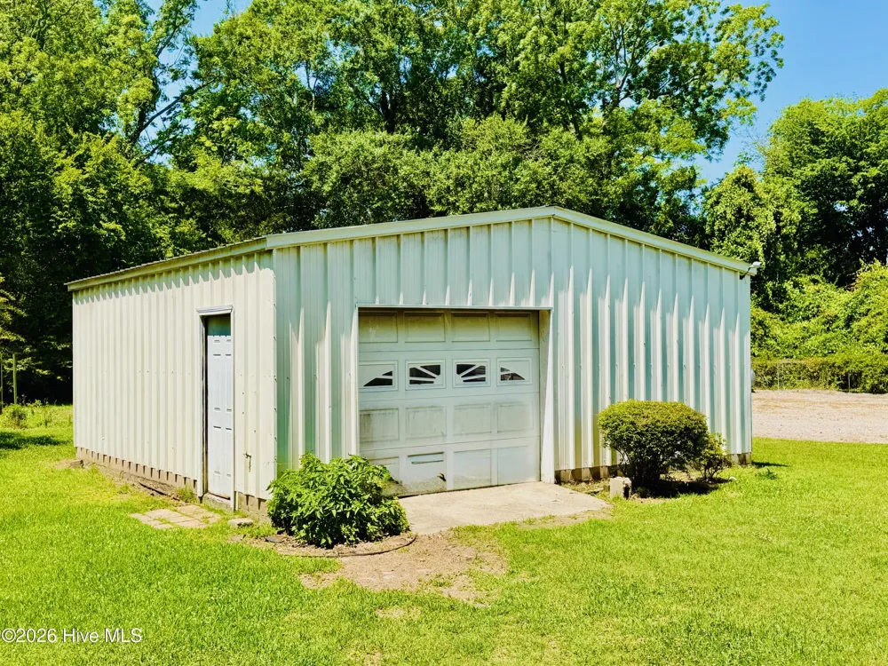302 Front Street Hamilton, NC 27840