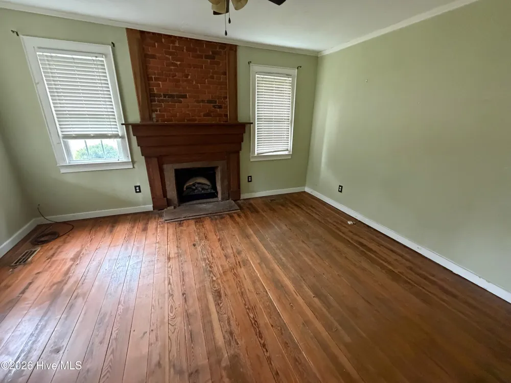 302 Front Street Hamilton, NC 27840