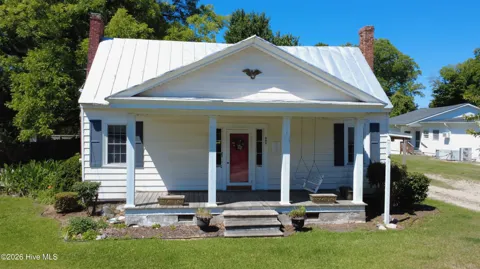 302 Front Street