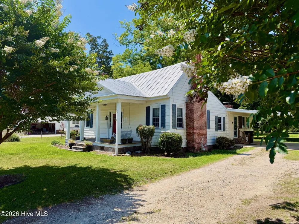 302 Front Street Hamilton, NC 27840