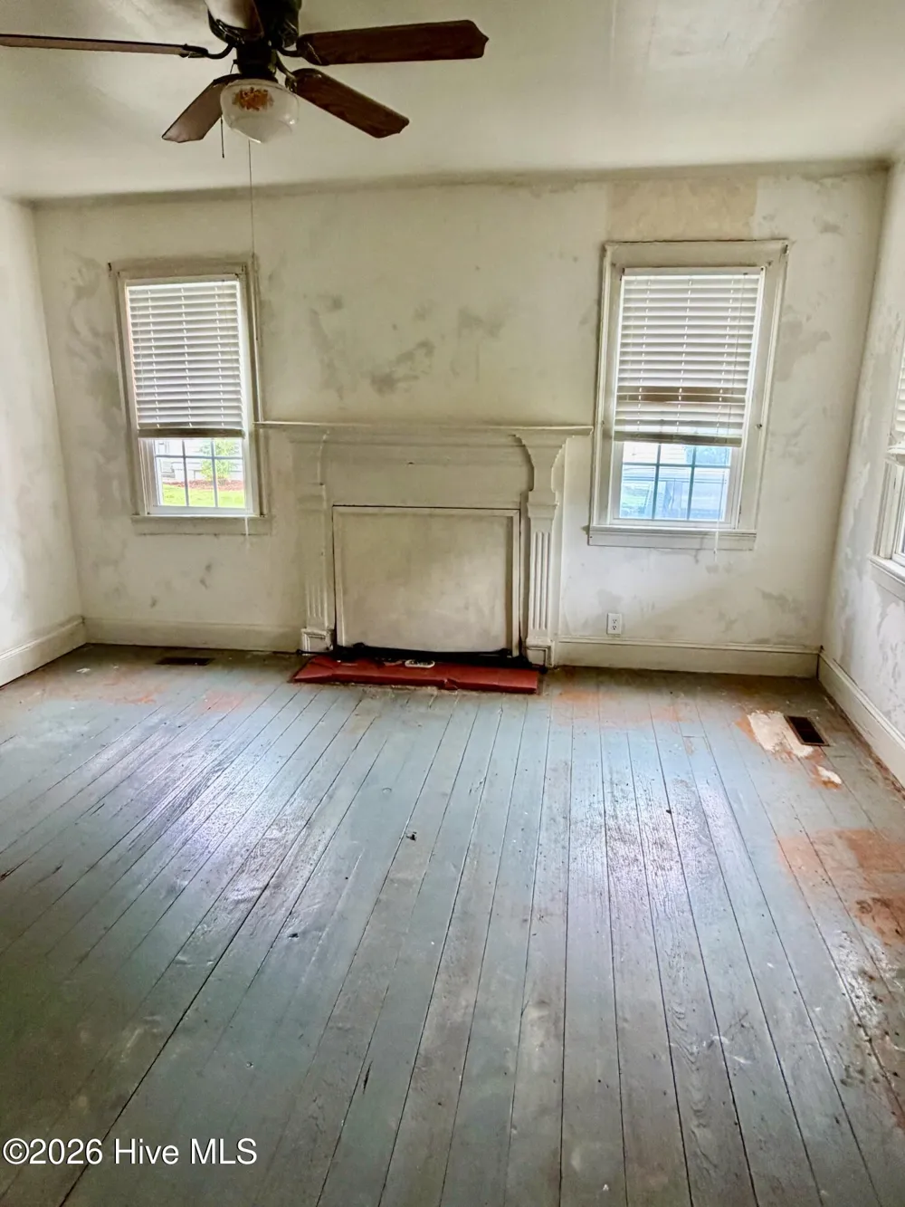 302 Front Street Hamilton, NC 27840