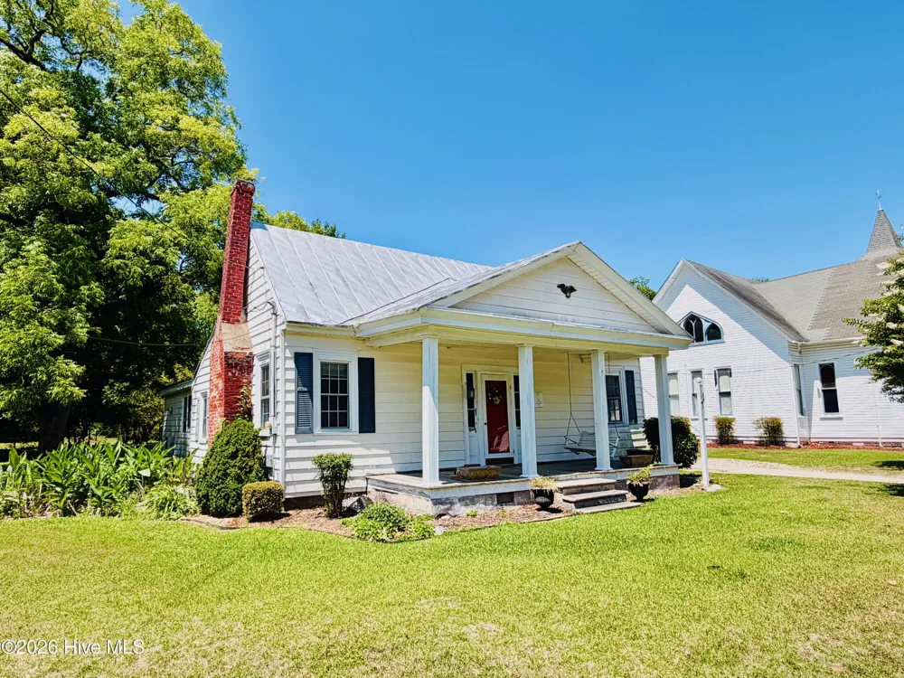 302 Front Street Hamilton, NC 27840