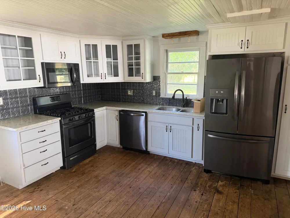 302 Front Street Hamilton, NC 27840