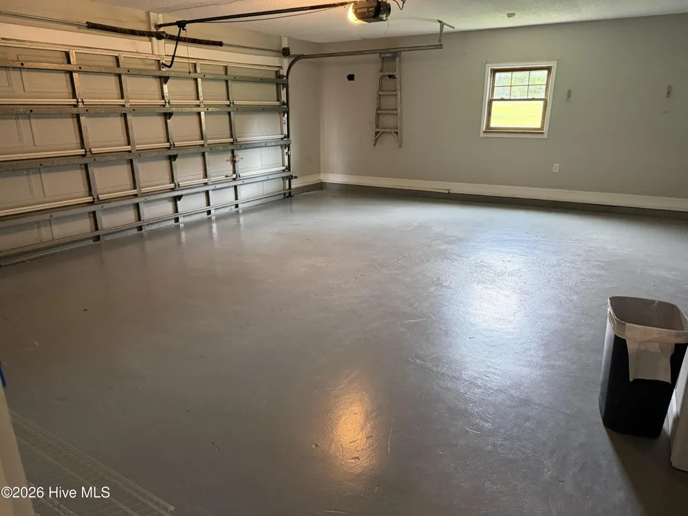 136 Annie Road Richlands, NC 28574