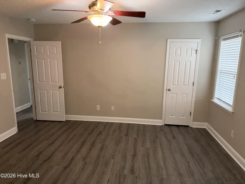 136 Annie Road Richlands, NC 28574