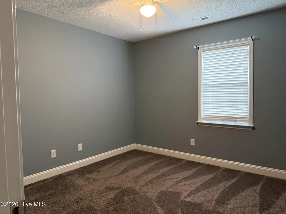 136 Annie Road Richlands, NC 28574