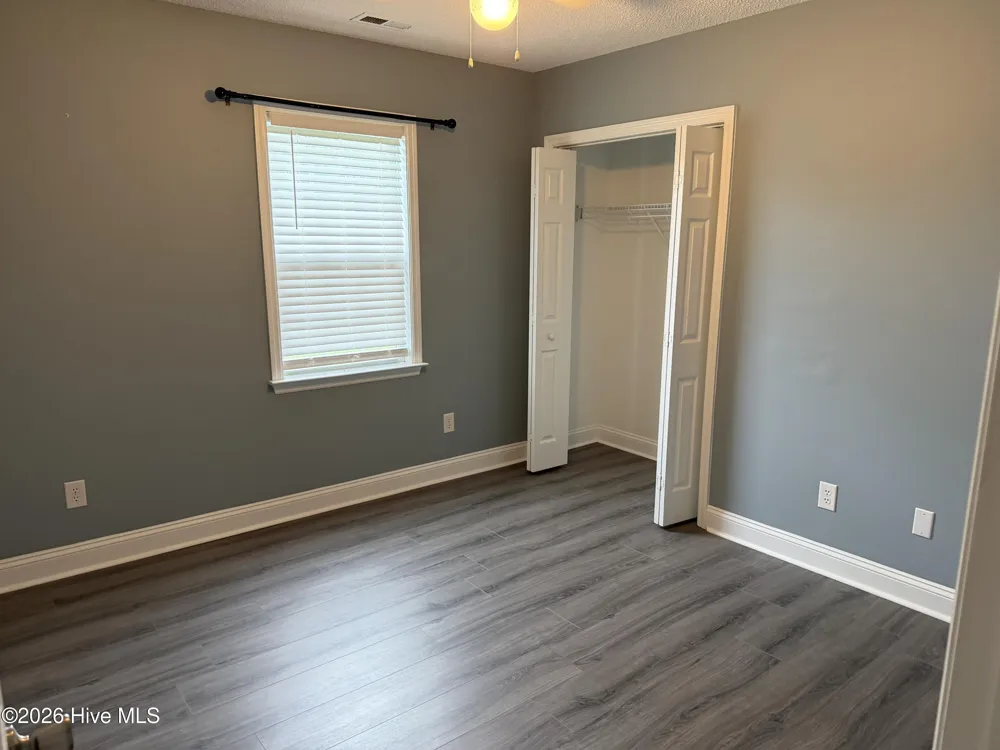 136 Annie Road Richlands, NC 28574