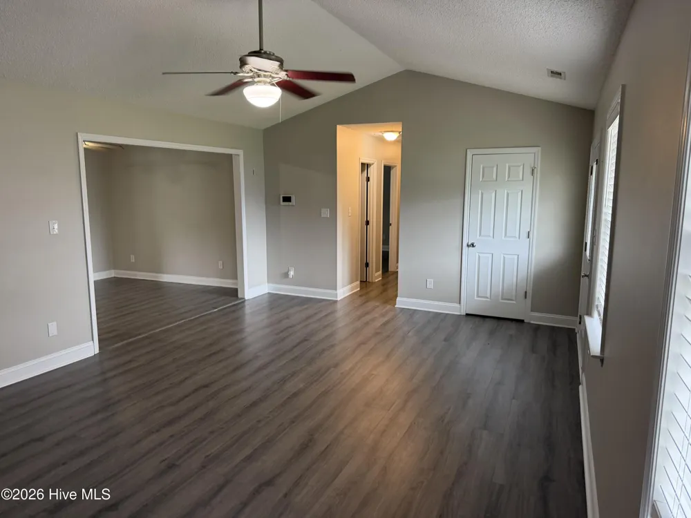 136 Annie Road Richlands, NC 28574