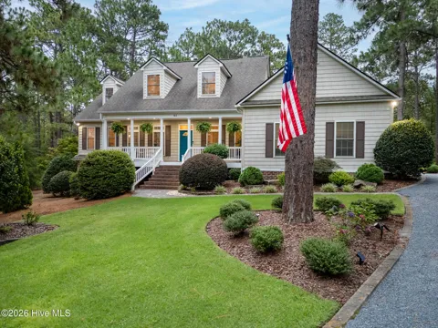 83 Sakonnet Trail