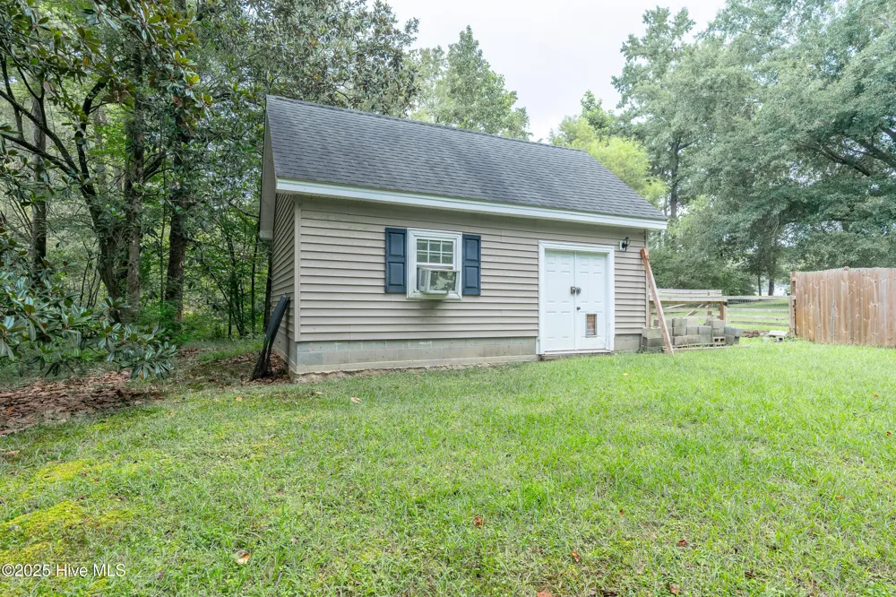 300 Fox Ridge Road Warsaw, NC 28398