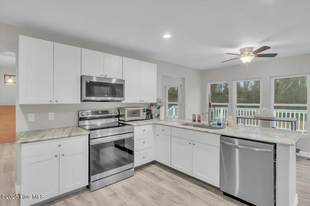 300 Fox Ridge Road Warsaw, NC 28398
