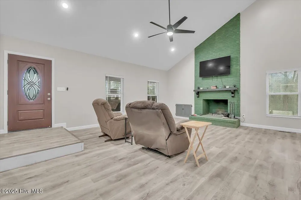 300 Fox Ridge Road Warsaw, NC 28398