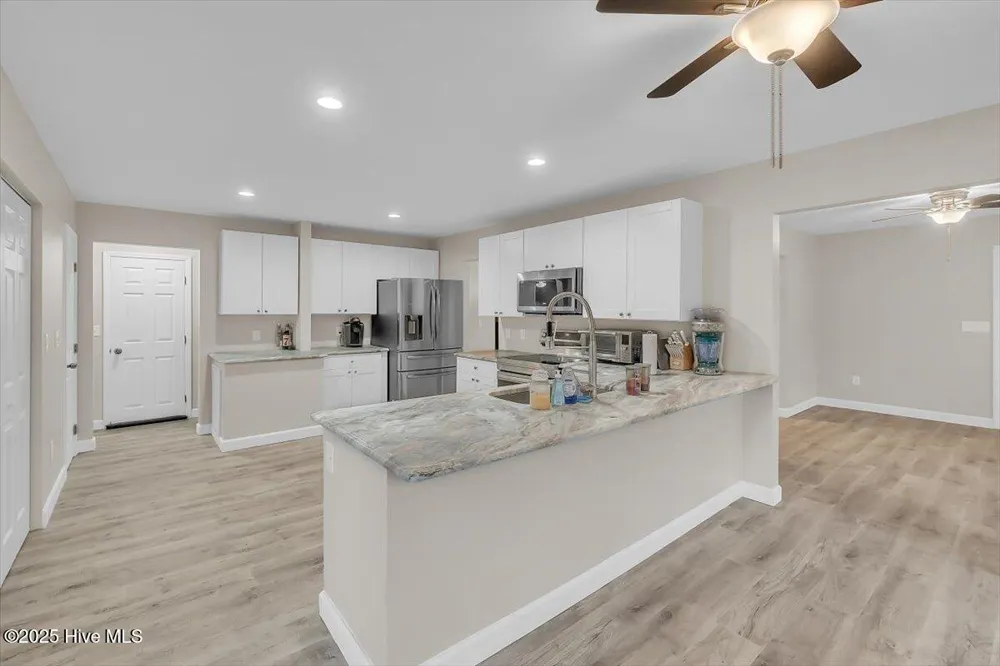 300 Fox Ridge Road Warsaw, NC 28398