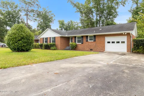 614 Wedgewood Road