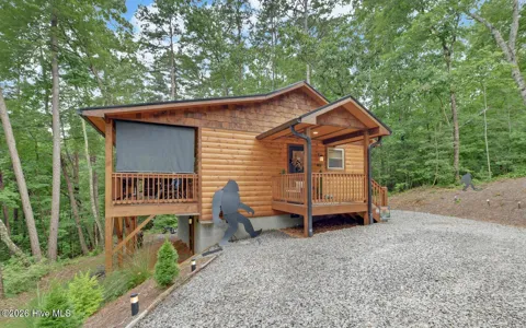 95 Deer Valley Lane