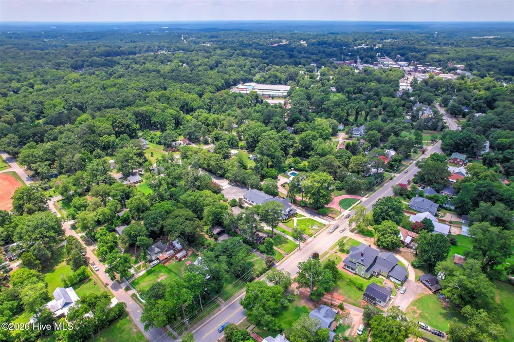 418 E Robert Toombs Avenue Washington, GA 30673
