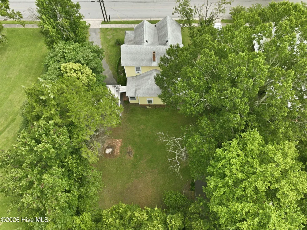 105 E Hargett Street Richlands, NC 28574