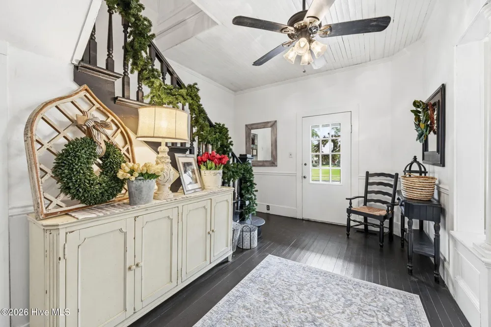 105 E Hargett Street Richlands, NC 28574