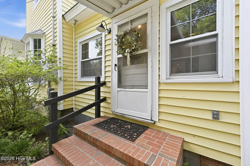 105 E Hargett Street Richlands, NC 28574