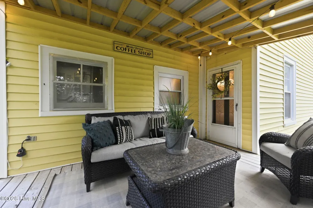 105 E Hargett Street Richlands, NC 28574